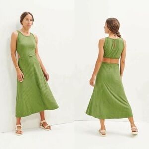 Amour Vert backless dress size M